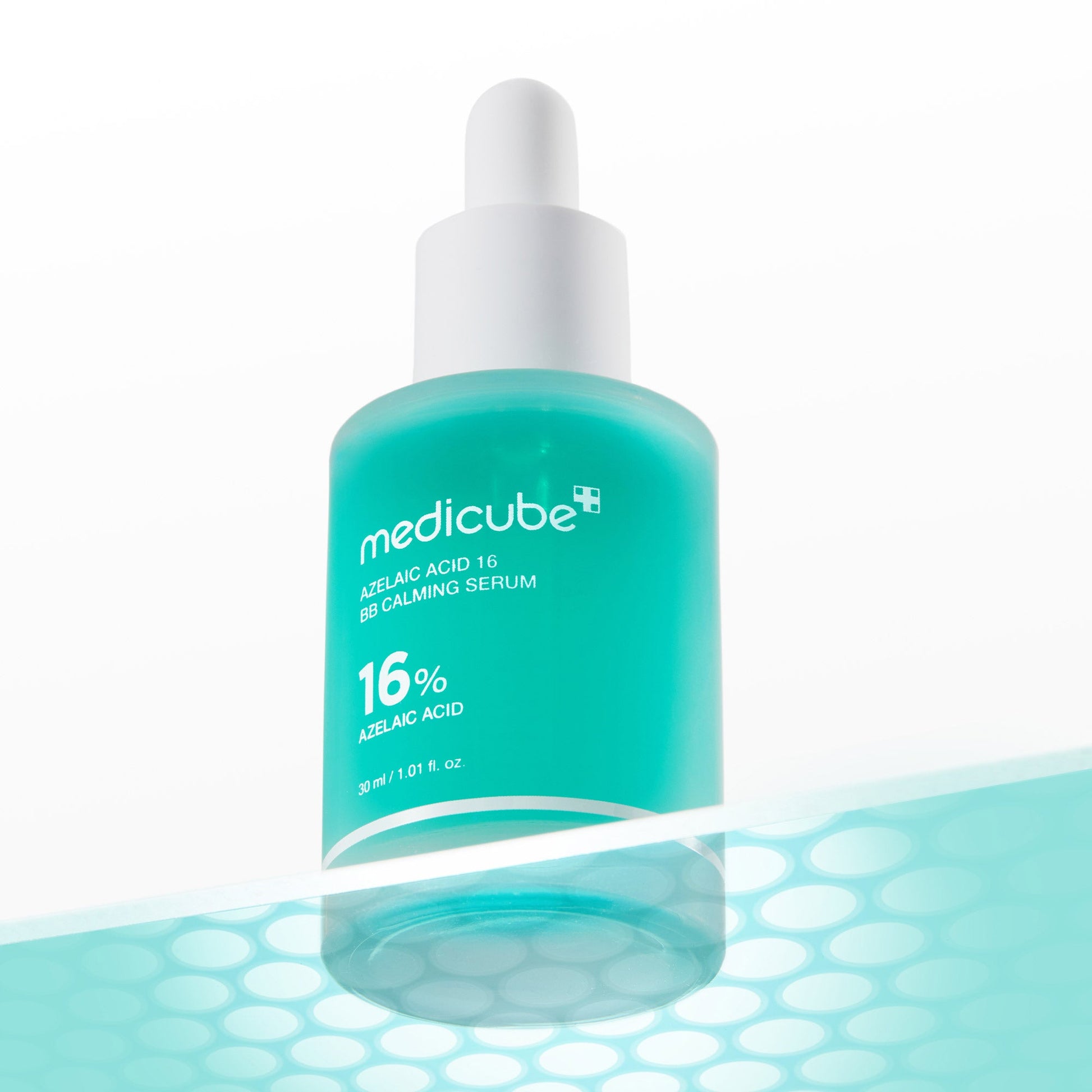 azelaic-acid-16-calming-serum-p7 01_b7a77460-867e-4b7c-b079-cfd94c5ff15c.jpg