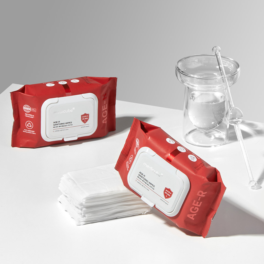 cleansing-wipes-x1 1_3_edcccbac-f889-4382-b5de-460e1895b4a1.png